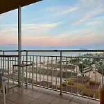 Perfect Flat With Ocean Views In Valencia アパート